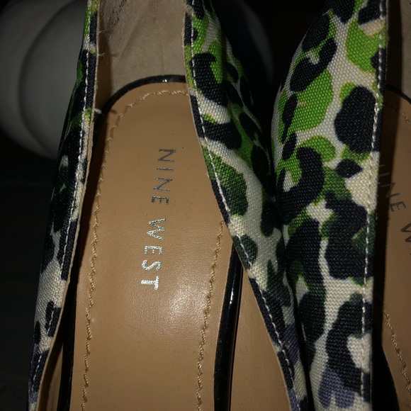 Shoes - Picture 5 of 6